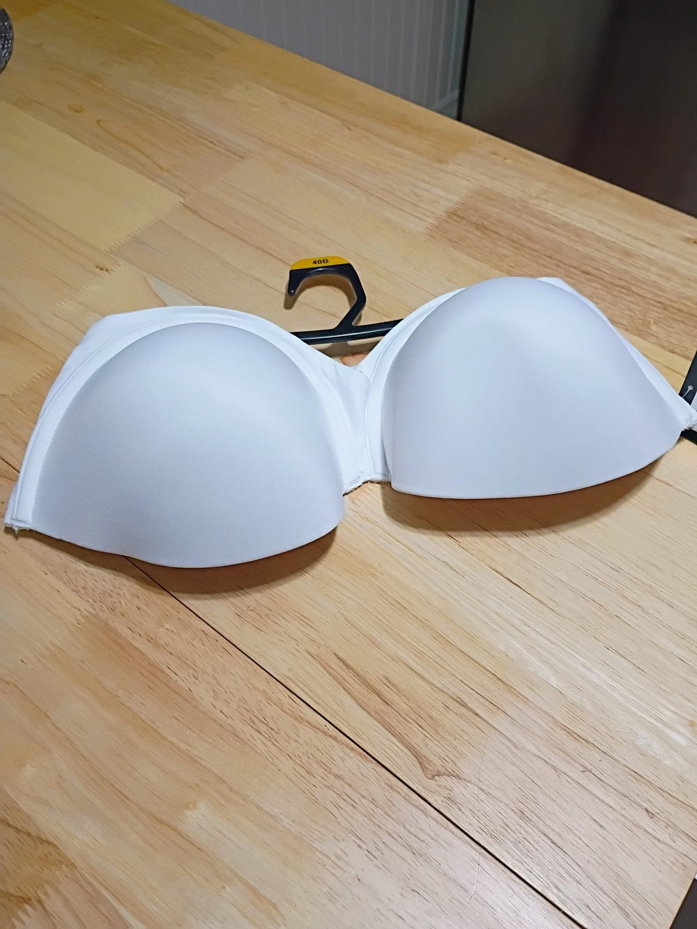 Maidenform White Strapless Molded T-Shirt Bra